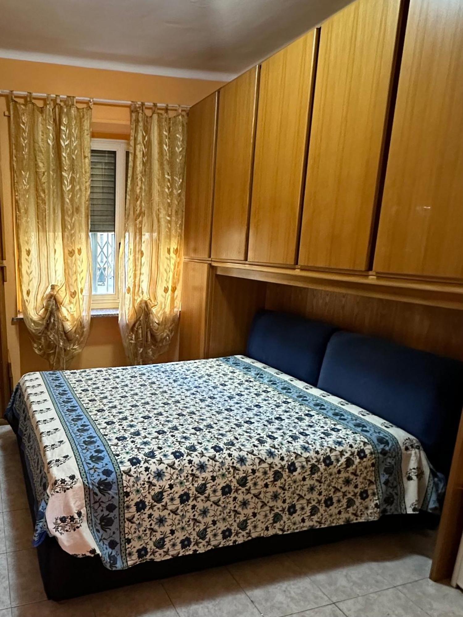 Affittacamere Torino - Private Rooms - H24 Self Check-In تورينو الغرفة الصورة